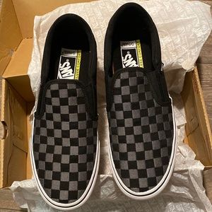 Vans Asher Deluxe slip on checker textile size 9.0 mens. New in the box!